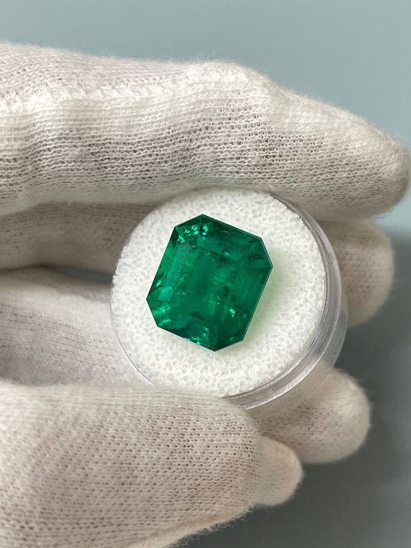 Large 12.81 Carat GRS Minor Oil Vivid Green Colombian Emerald-Loose