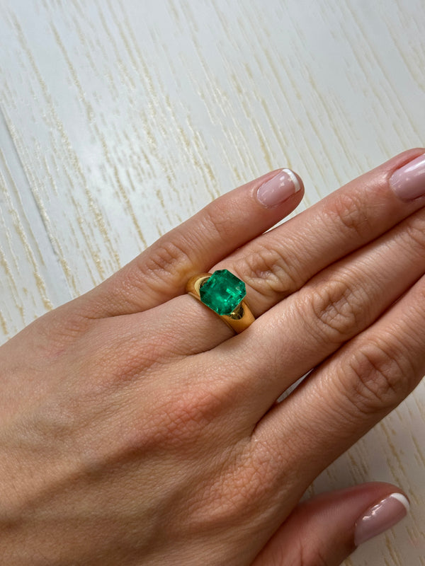 4.83 Carat 10x10 Bluish Loose Colombian Emerald-Asscher Cut