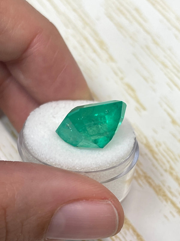 Large 15.28 Carat GIA Certificate 15.5x14.5 Loose Colombian Emerald- Emerald Cut