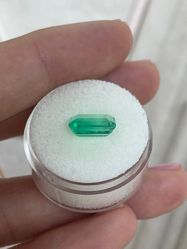 3.30ct Muzo Colombian Emerald Crystal Clear Yellowish Green Spready Cut 10.4x8.4mm Earth Mined Loose Gemstone