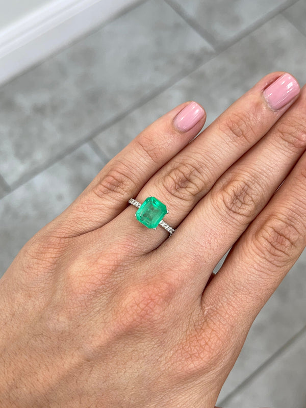 4.02 Carat Earth Mined Colombian Emerald 9x8mm Medium Yellowish Green Loose Natural Gemstone