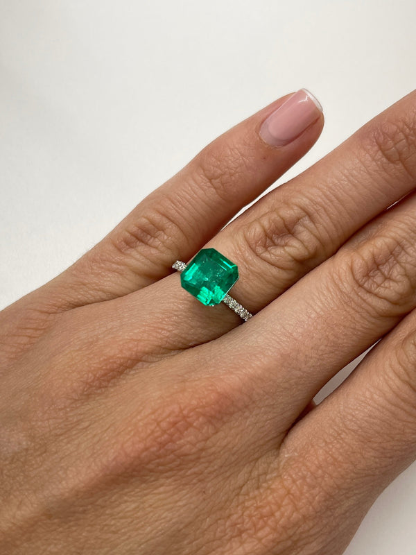 3.06 Carat AAA+ GIA Certified Muzo Green Natural Loose Colombian Emerald Asscher Cut